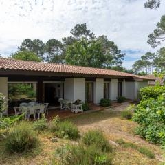 Maison Familiale au Milieu des Pins à Biscarrosse - 6 Pers, 300m du Lac, Ménage Inclus - FR-1-319-573