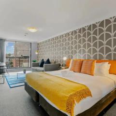 KozyGuru | Haymarket | Classic City Studio