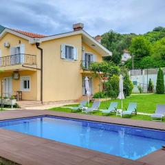Villa, pool and relax for 12 persons