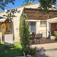 gite LAPAZ/jacuzzi privé/piscine