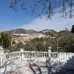 Casa Rural en Parque Natural con Chimenea, Piscina y Barbacoa en Viznar