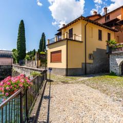 Apartment Sissi by Interhome