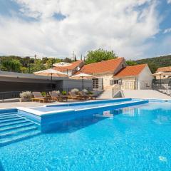 Holiday Home Villa di Pietra by Interhome