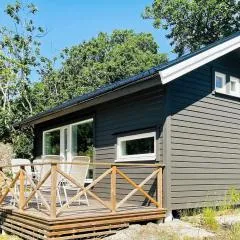 Holiday home HENÅN IV