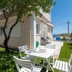 Amazing villa with a magic view to the Aegean