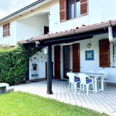 M405 - Marcelli, comodo trilocale con giardino