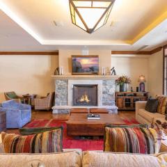 Great Bear Lodge 206 by East West Hospitality