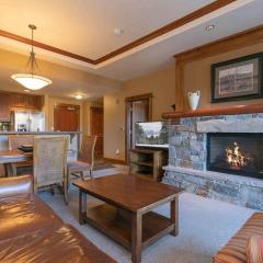 Iron Horse Lodge South 305 by East West Hospitality