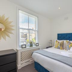 Spacious 3Bd 2Bth Home in the heart of Fulham