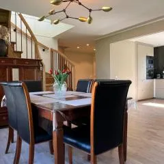 Tromsø Arctic Villa with free parking