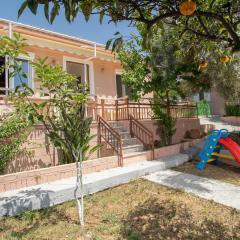 GAIA The Cottage House