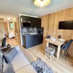 Charmant studio avec balcon exposé sud, casier à skis et parking, proche des pistes à Demi-Quartier - FR-1-597-175