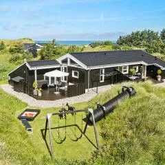 4 Bedroom Nice Home In Saltum