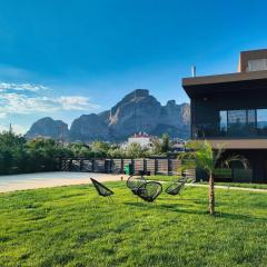 Meteora Smart Suites