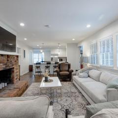 Group Getaway 6BR Near Fort Benning Huge Kitchen Private Yard