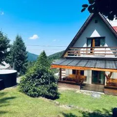 Józka Chata max 15 os sauna jacuzzi