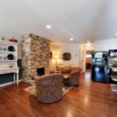 Ski View 04 Columbine - On Main Street - WiFi - Cable - Fireplace - Trailer Parking In Back - Patio with Gas Grill