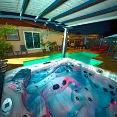 Luxury home 5 minutes from stadium