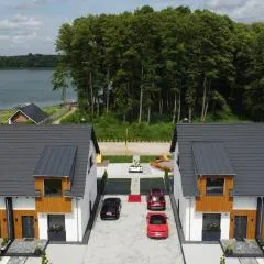 Raj nad jeziorem With Sauna Jacuzzi