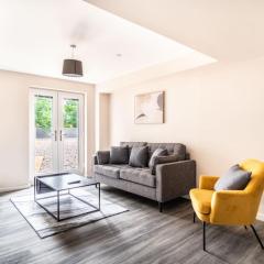 Bright & Stylish 2 Bed Apartment in Manchester