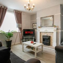 Manvers House, Rotherham for contractors, Families, free parking, Spacious, WIFI etc