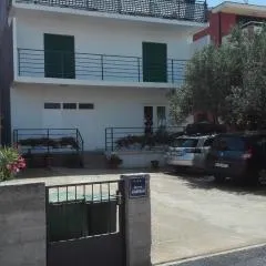 Apartments in Brodarica 4731-4 and 4731-1