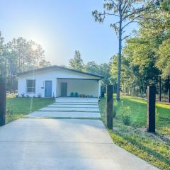 The Breezy Cabin at Rainbow Springs