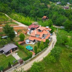 Mountain Garden House