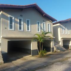 Casa Condominio 250M Praia Maranduba Wifi Churrasqueira