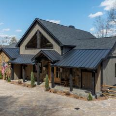 Luxury Lodge on the Toccoa