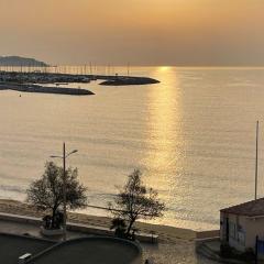 T2 Cabine 4 pers, pieds dans l'eau avec wifi, parking et clim - FR-1-803-1