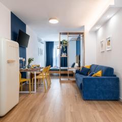 Taro's Blue Sea Apartment by Pleiades Home