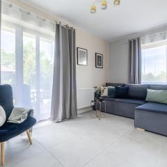 Lazurowy Dwór - Nadmorskie Apartamenty z Basenem oraz Restauracją w Sztutowie
