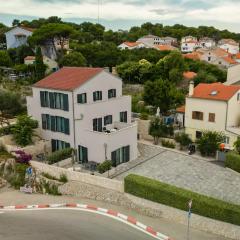 Valbay Residence