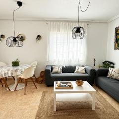 Low Price Modern Apartment Aircon & Filter Water