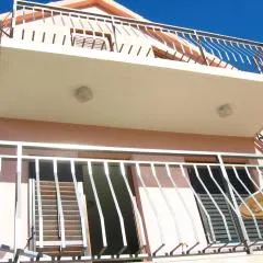 Apartment Vrulje