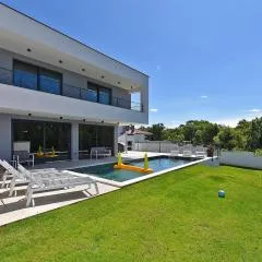 House Lina 2346