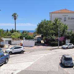 Grand appartement 3 chambres a 50 m de la plage
