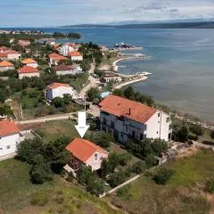 Whole estate just for you, 20m from sandy beach