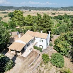 Charming Villa for nature lovers in Theotoky Estate Vineyard and olive mill