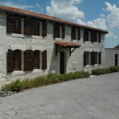 Nandolle Farmhouse