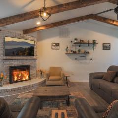 Relaxing 3BR Cottage 1 mile to Main st attractions Views