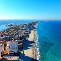 M&G Cozy Studio Apartment -beachfront,WIFI,AirCon,FullyEquipped