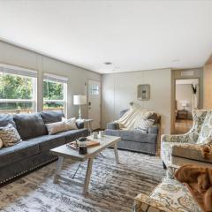 The Riverhead - Springs , Pavilion , Grill