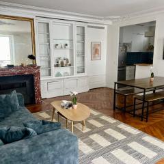 Appartement Haussmanannien Cosy - République