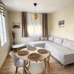 Appartements Confortables - Gare à 5 min pied - 20min de la plage - Terrasse