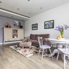 Rose Old Town Apartment