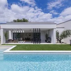 Holiday Home Villa Valla by Interhome