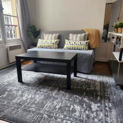 Charmant appartement 9eme