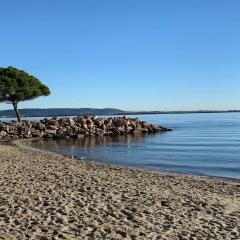 Appartement Duplex à Mèze avec Terrasse et Garage Proche Port et Plage - 2 Clés - FR-1-604-30